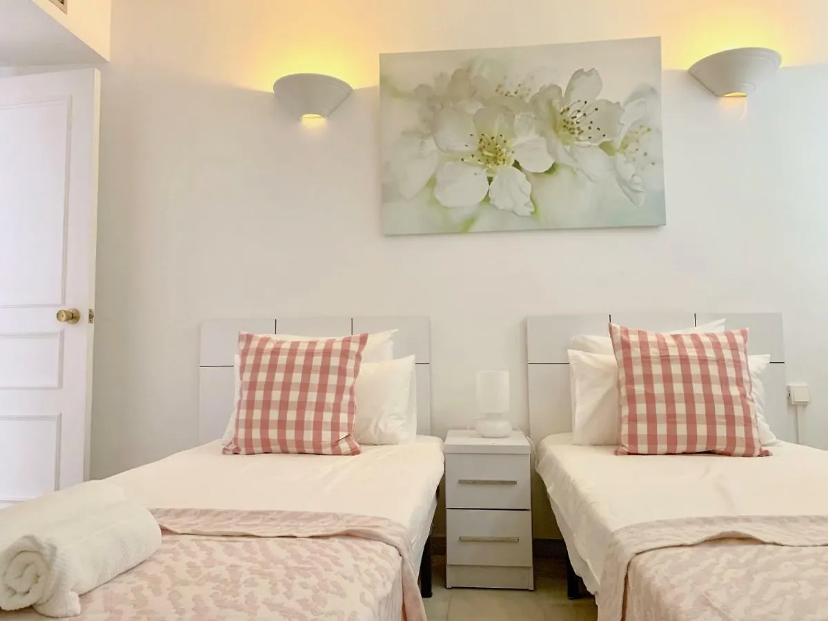 Apartamento Sun Beach 베날마데나코스타 아파트